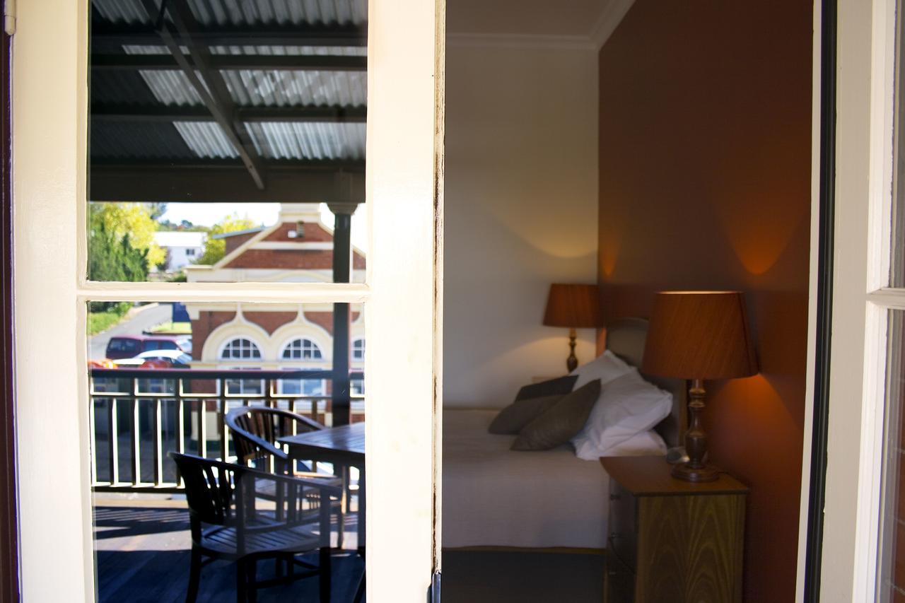 The Bridgetown Hotel Экстерьер фото